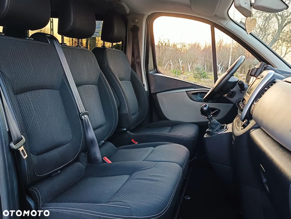 Renault Trafic Grand Combi Expression - 15