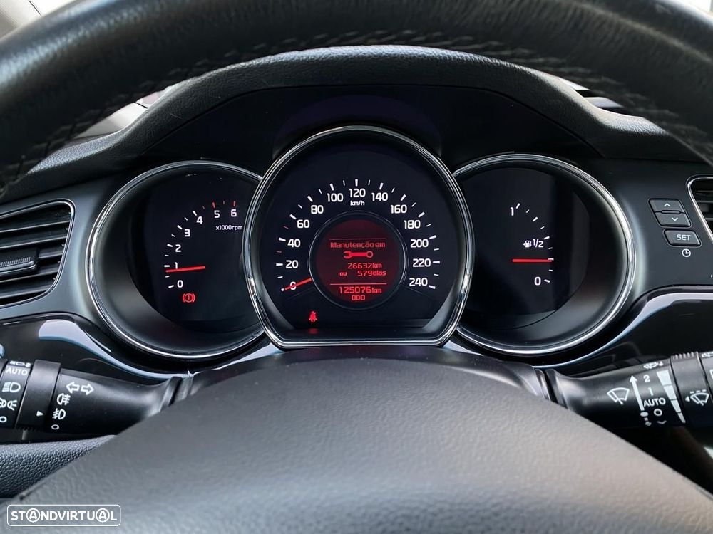 Kia Ceed SW 1.6 CRDi TX - 26