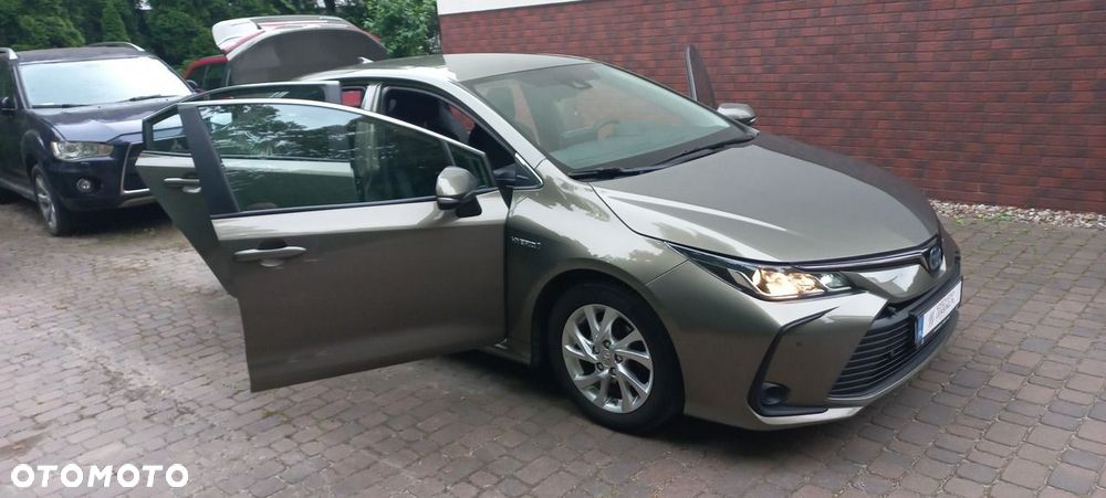 Toyota Corolla - 33