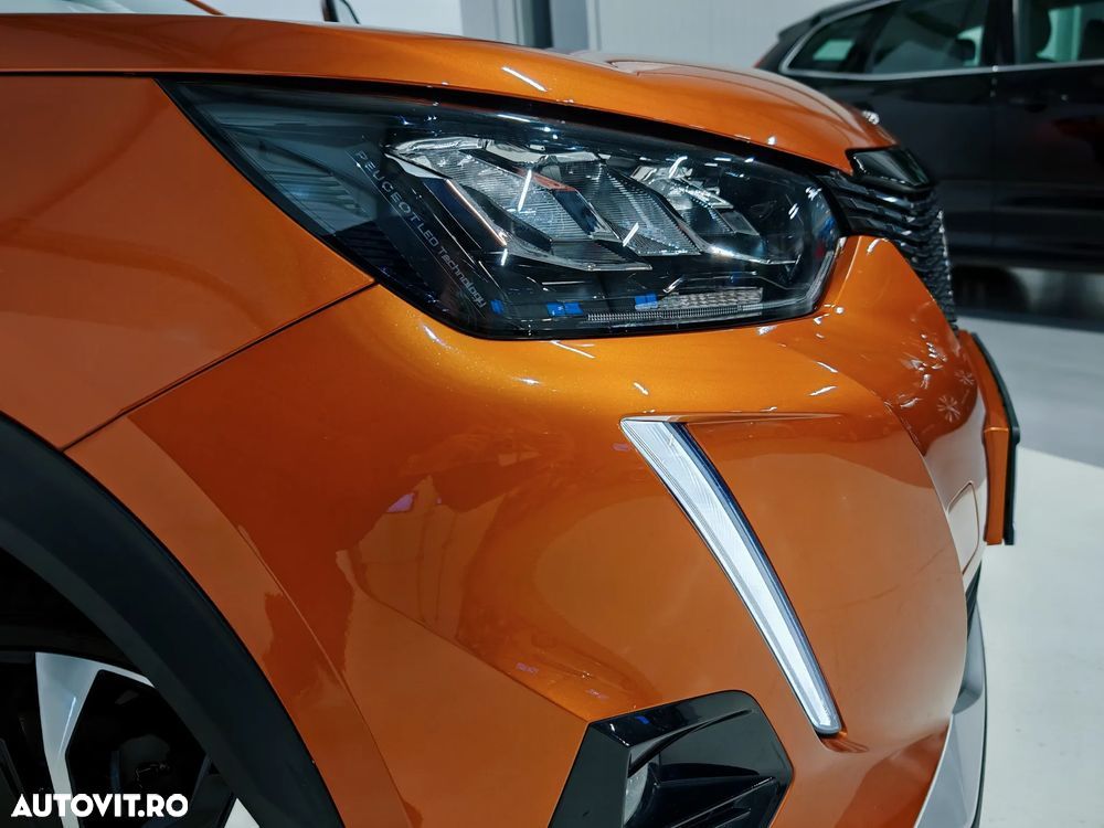 Peugeot 2008 PureTech 130 EAT8 Allure Pack - 20