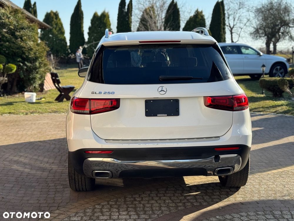 Mercedes-Benz GLB 250 4Matic 8G-DCT Edition 1 - 9