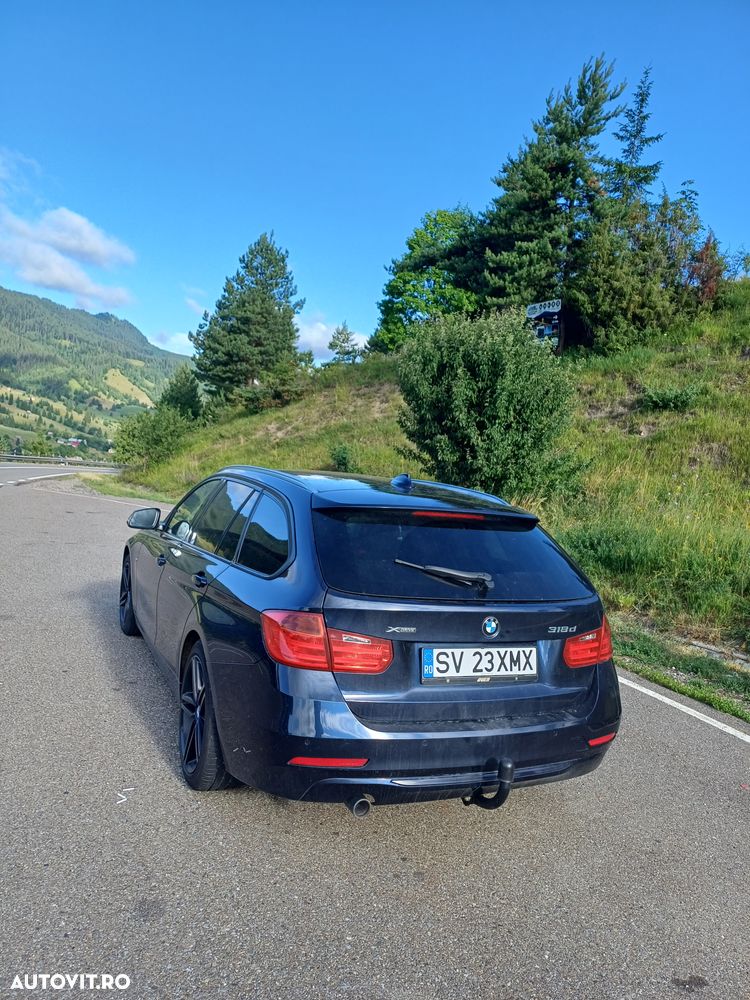 BMW Seria 3 318d xDrive - 23