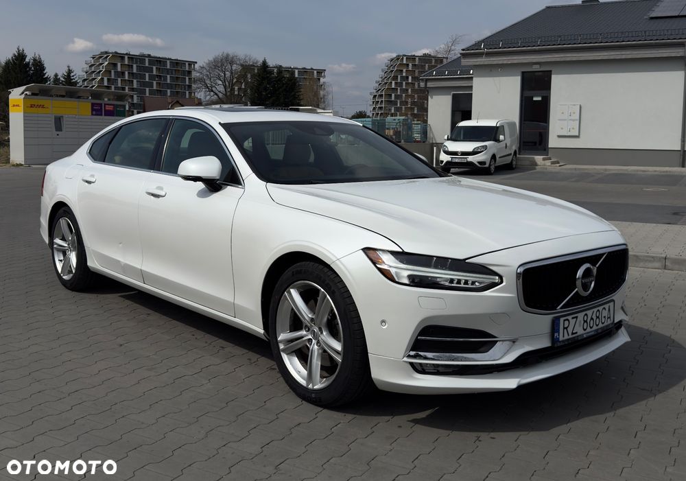 Volvo S90 T5 Geartronic Momentum Pro - 14
