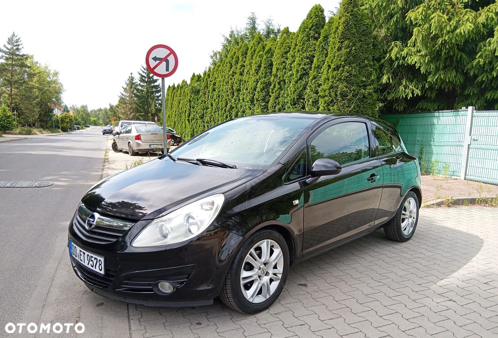 Opel Corsa - 1