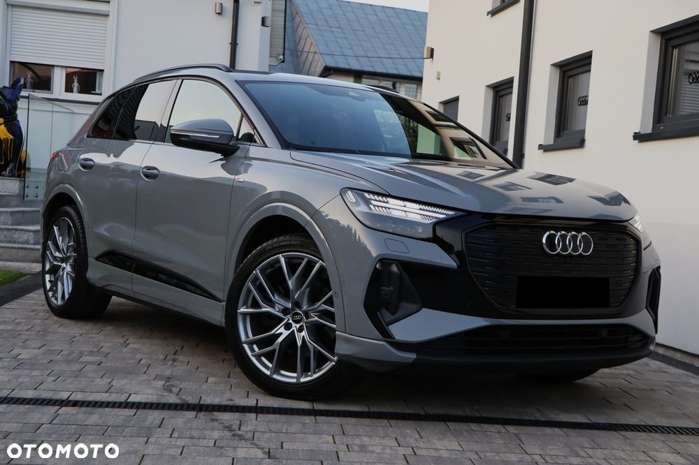 Audi Q4 e-tron - 5