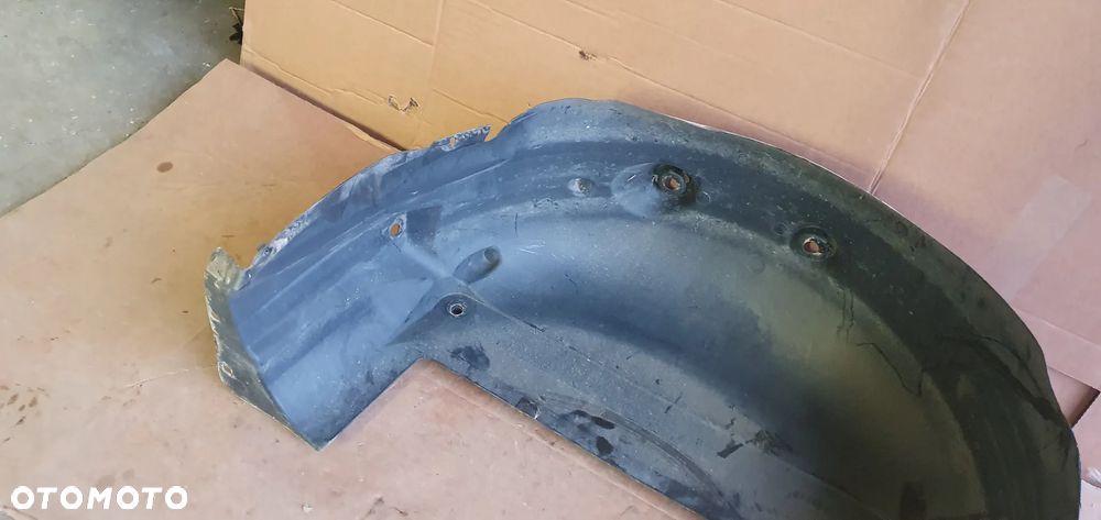 Nadkole prawy tył tylne prawe Renault Trafic III Vivaro B 93867907 767481698R - 3