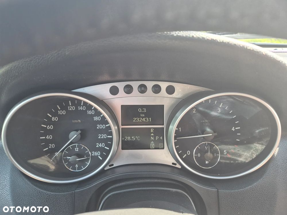 Mercedes-Benz ML 320 CDI 4Matic 7G-TRONIC DPF Edition 10 - 5
