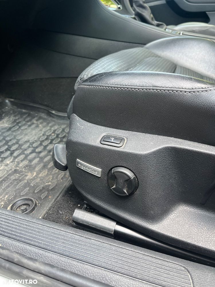 Volkswagen Golf 2.0 TDI (BlueMotion Technology) DSG Highline - 16
