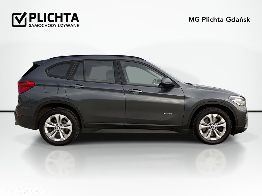 BMW X1 xDrive20i Advantage - 4