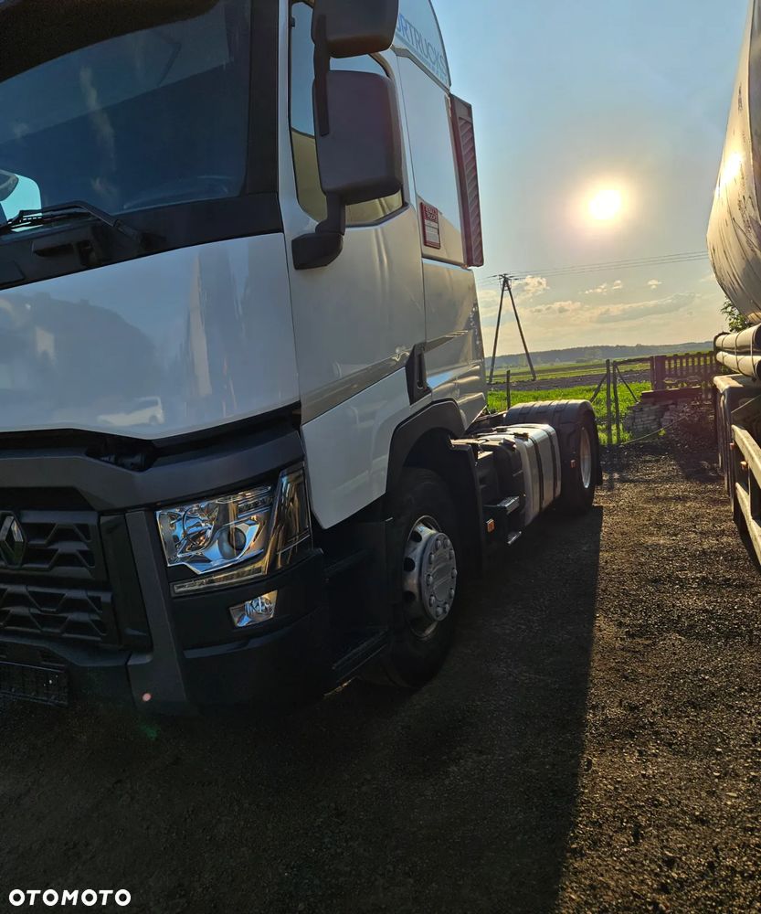 Renault T440 - 2