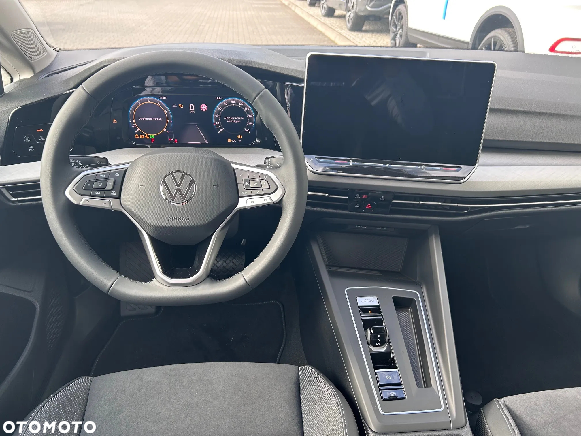 Volkswagen Golf - 8