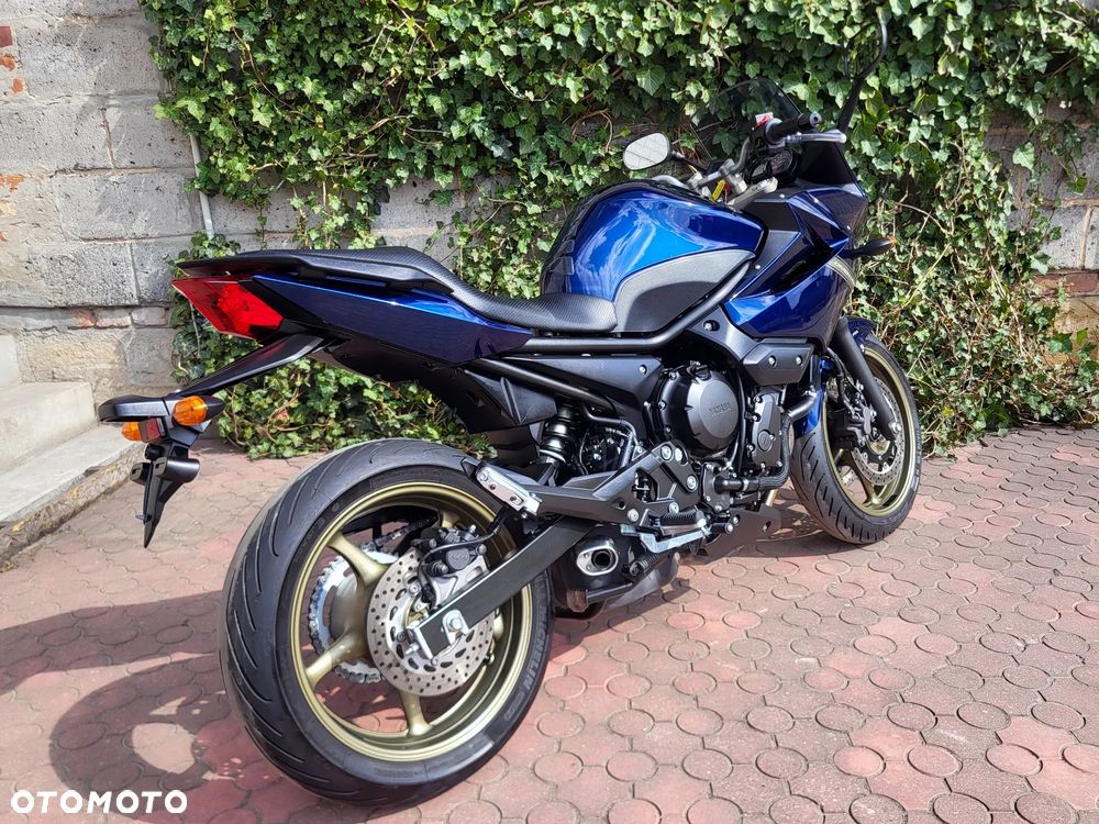 Yamaha XJ - 4