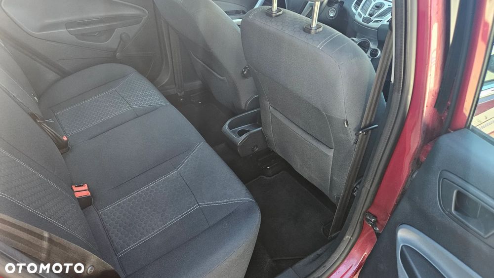Ford Fiesta 1.4 Trend - 11