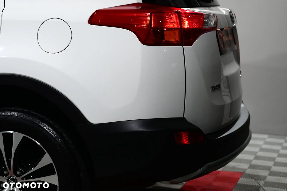 Toyota RAV4 2.0 Prestige 4x4 - 38