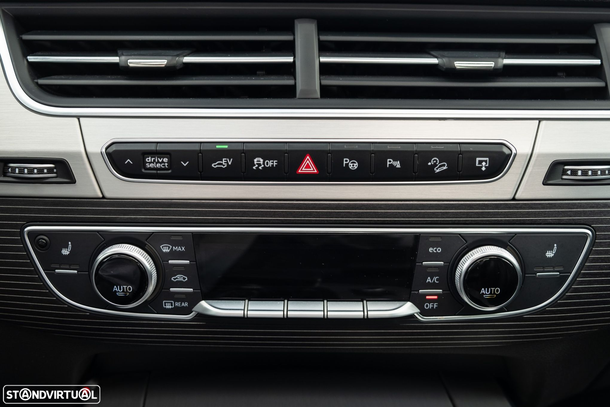Audi Q7 3.0 TDI E-tron quattro Tiptronic - 11