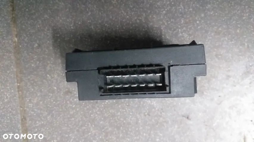 Moduł Haka Opel Astra III H Zafira B 24453850 - 2