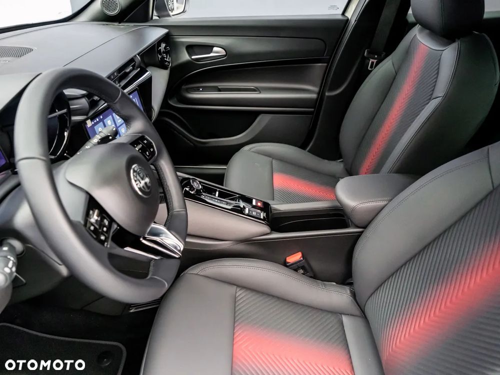 Alfa Romeo Junior 1.2 VGT Ibrida Ti - 31