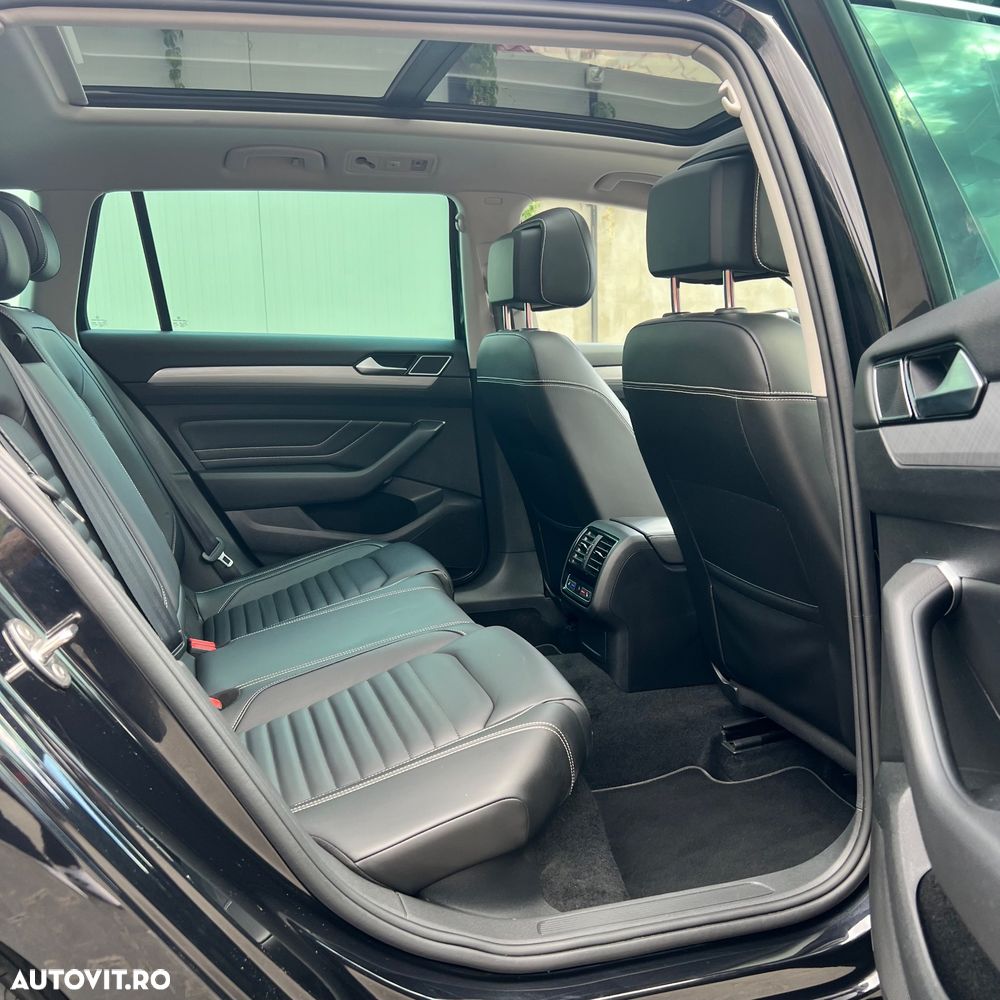 Volkswagen Passat - 12