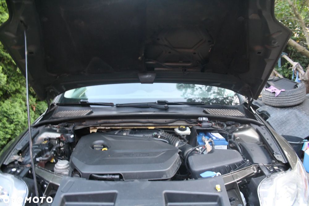Ford Mondeo 1.6 T Gold X Plus - 10