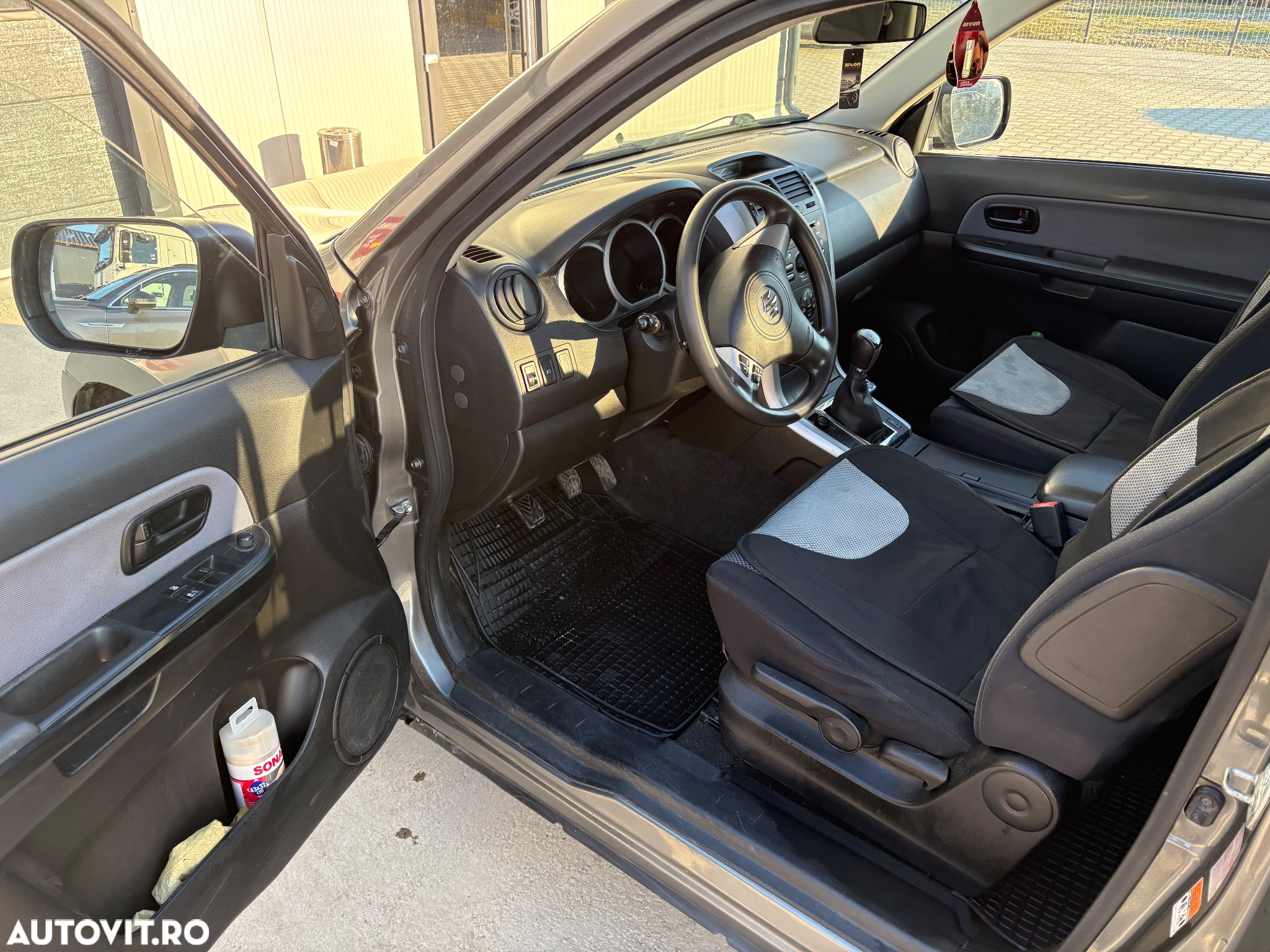 Suzuki Grand Vitara 1.9 DDiS Comfort DPF - 5