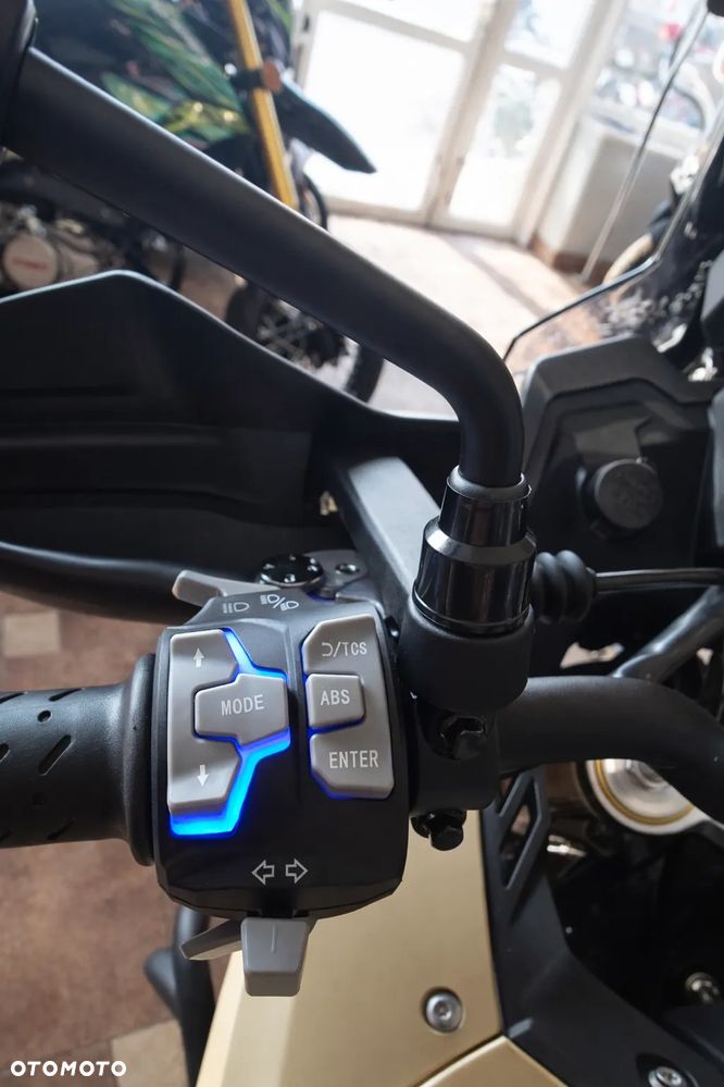 VOGE 625DSX - 7