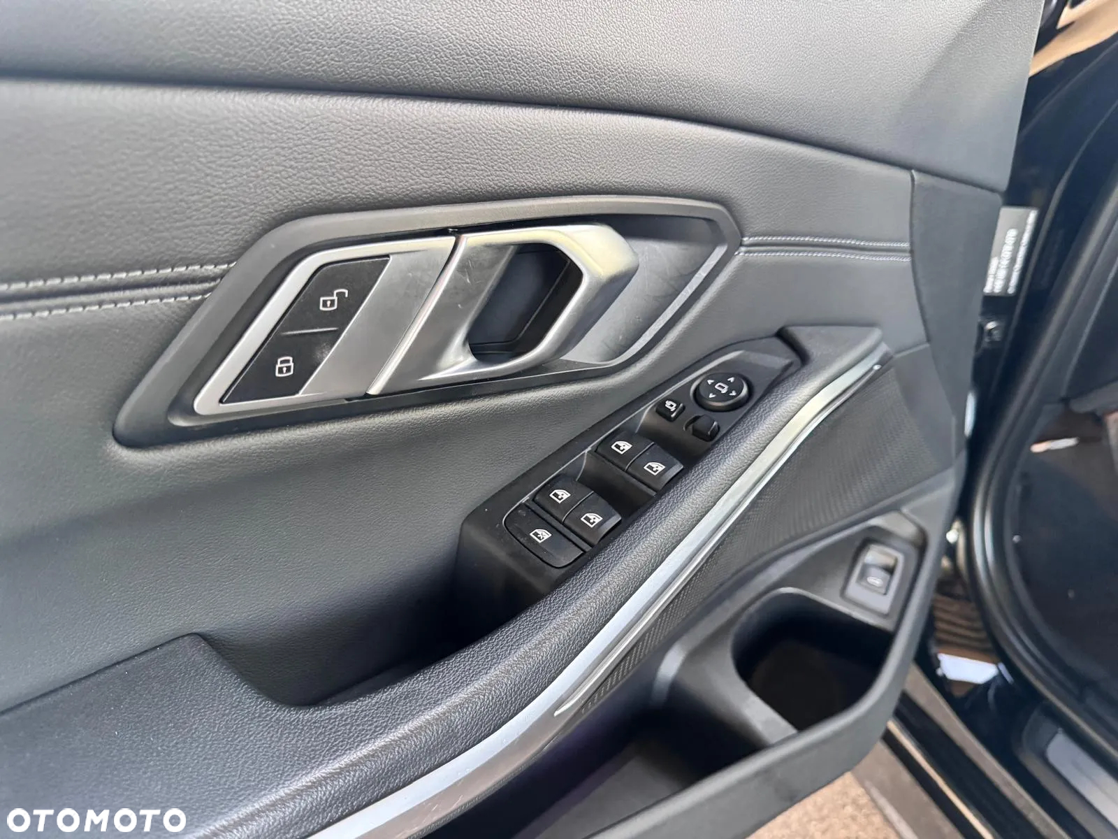 BMW Seria 3 320d Touring xDrive Sport Line - 24