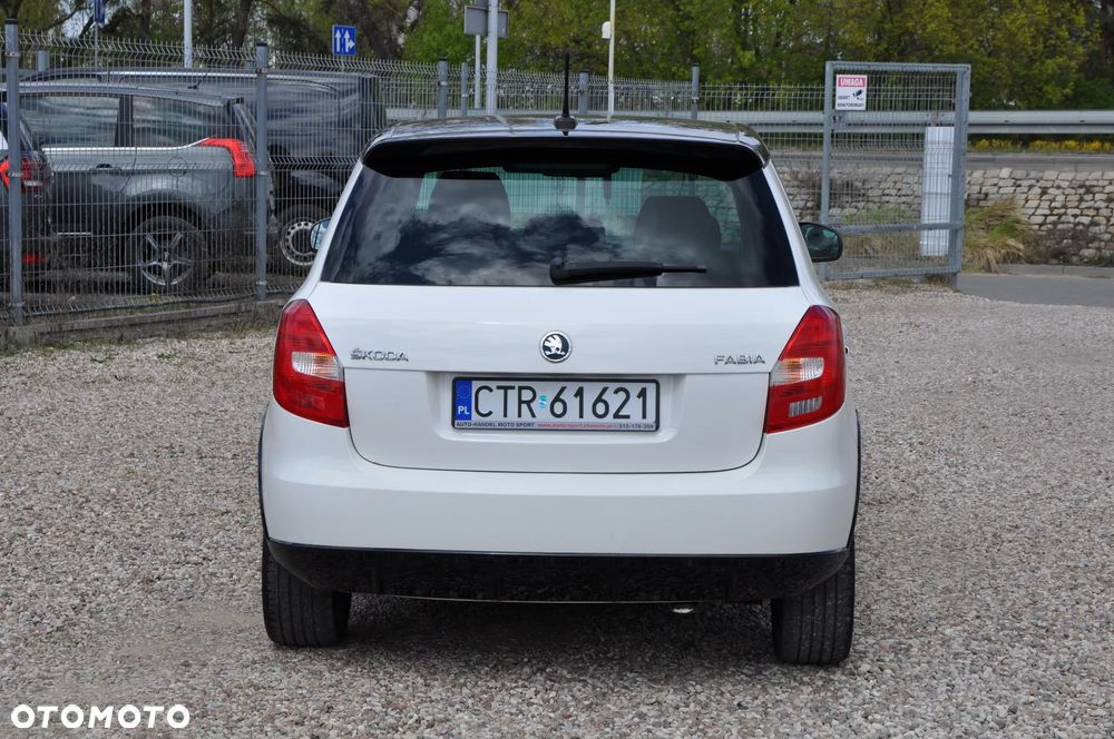 Skoda Fabia 1.2 TSI Monte Carlo - 4