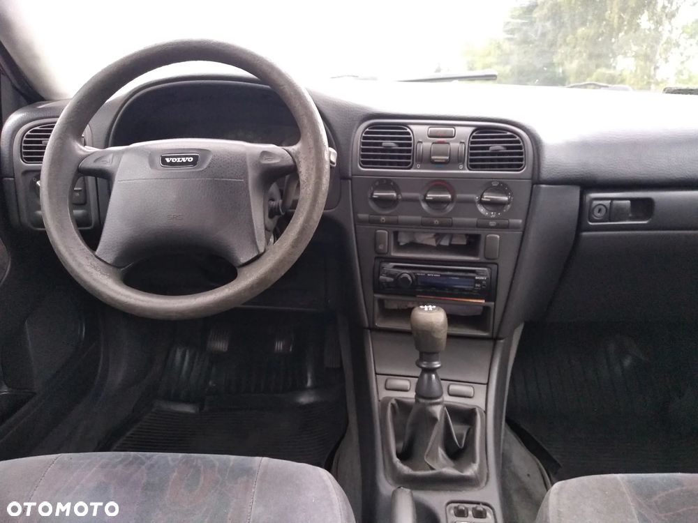 Volvo V40 1.6 - 3