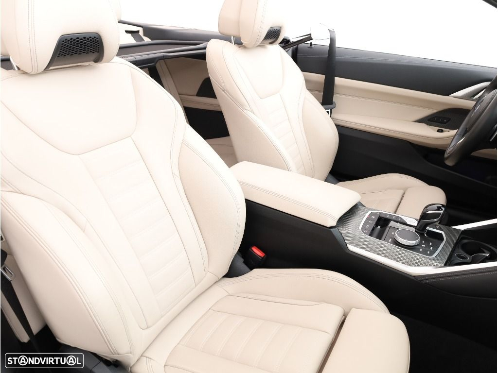 BMW 420 d Desportiva M Auto - 18
