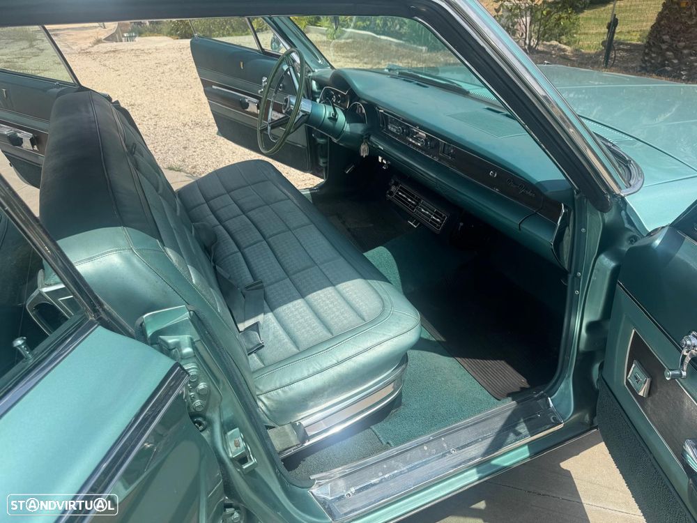 Chrysler New Yorker - 4