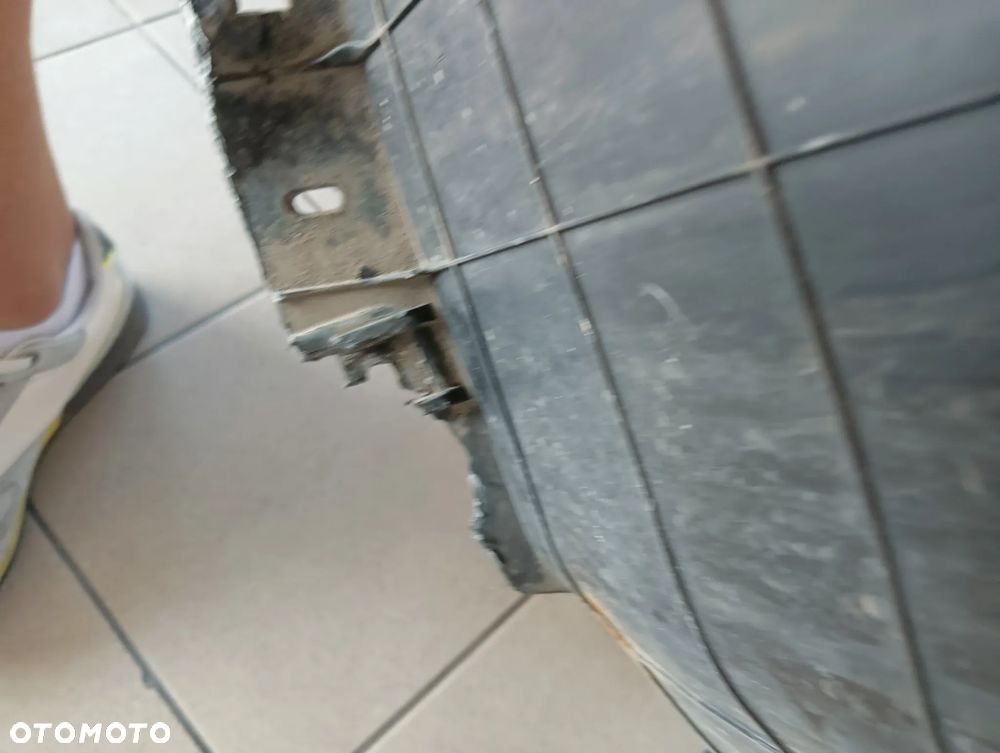 Kia Sportage 5 V nadkole prawe przednie - 3