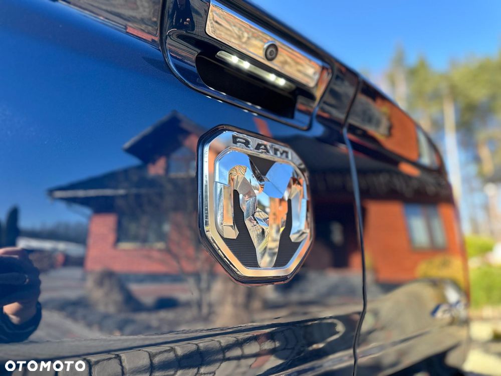 RAM 1500 5.7 Crew Cab Longhorn - 32