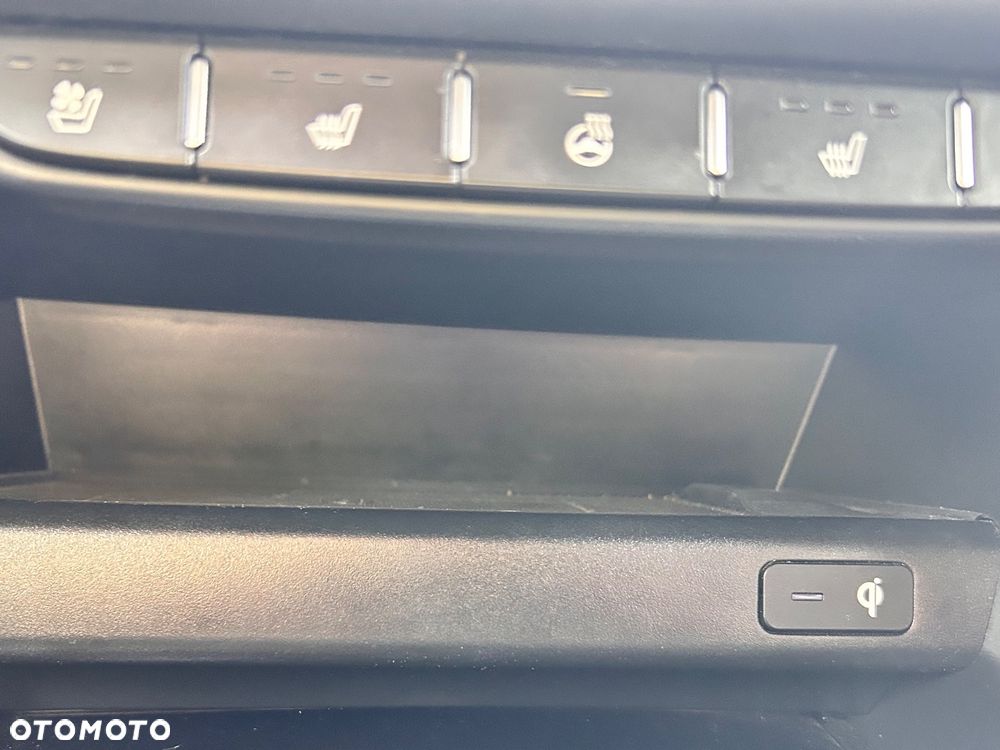 Kia XCeed 1.6 T-GDI L Business Line DCT - 16
