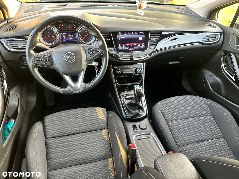 Opel Astra V 1.4 T Elite - 11