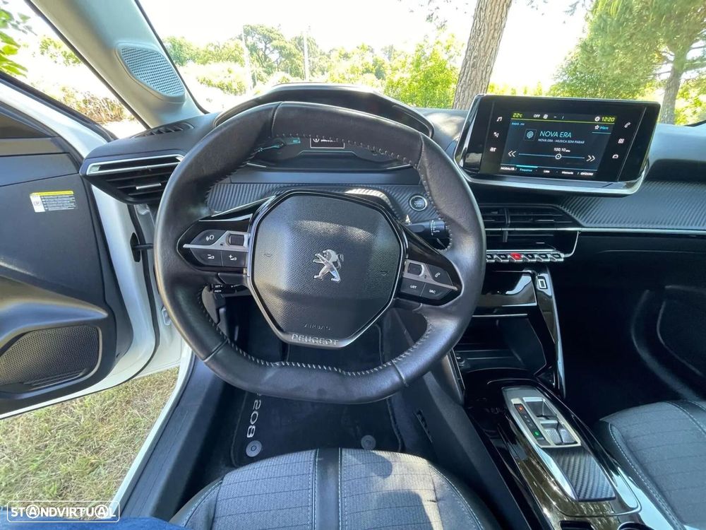 Peugeot e-208 50 kWh Allure - 34