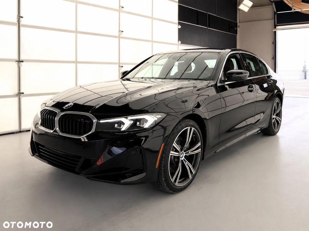 BMW Seria 3 330i xDrive M Sport - 2