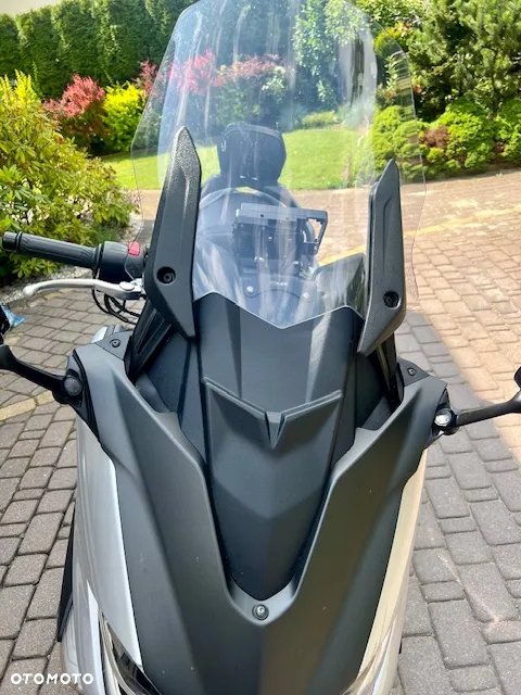 Yamaha Tmax - 7