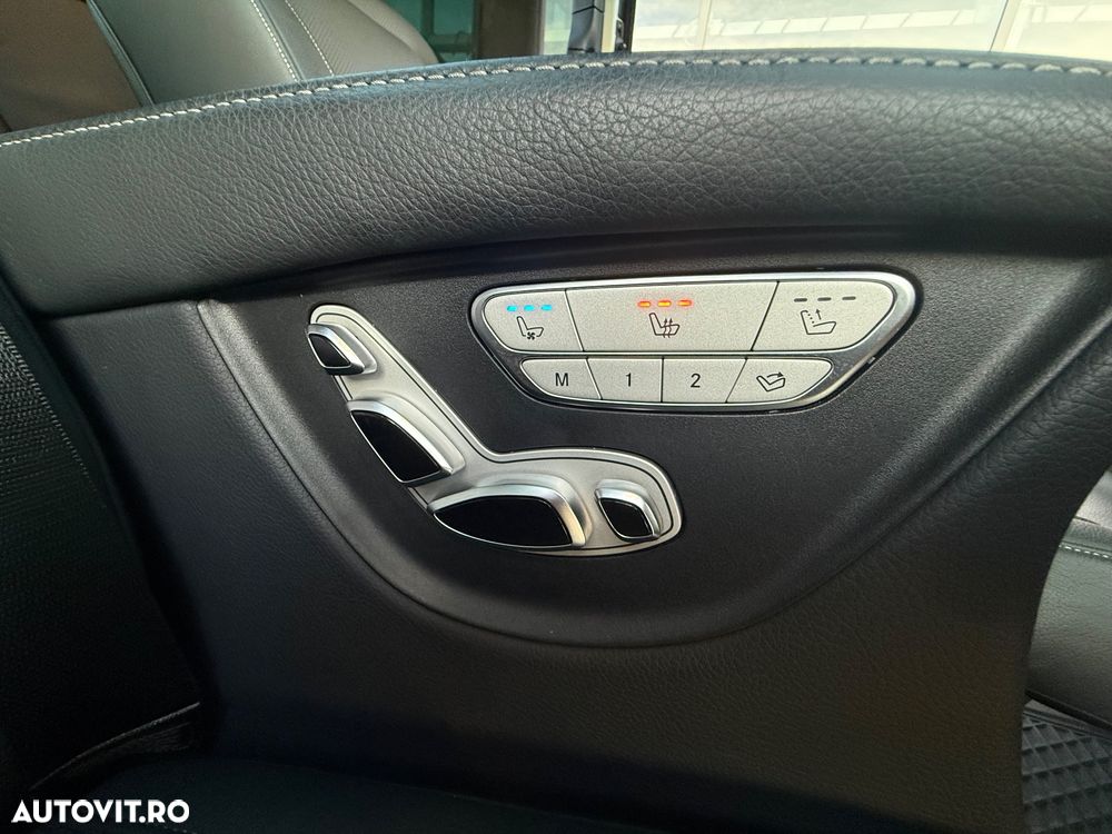 Mercedes-Benz V 300 d Lang 4Matic 9G-TRONIC Exclusive - 32