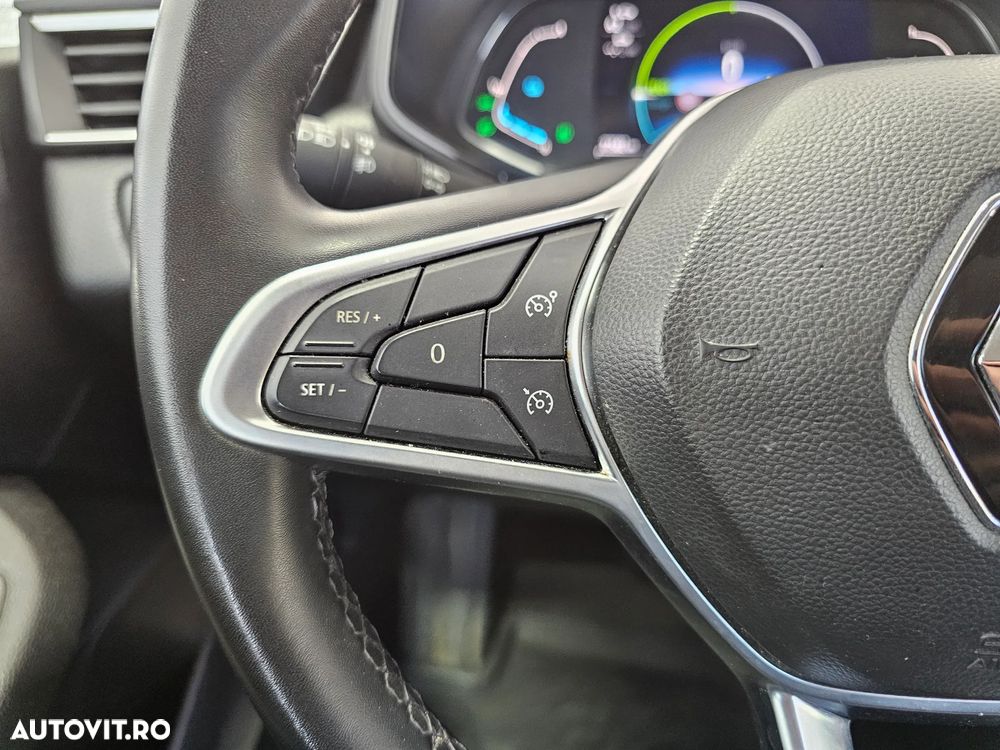 Renault Clio V full hybrid 145 Techno - 11