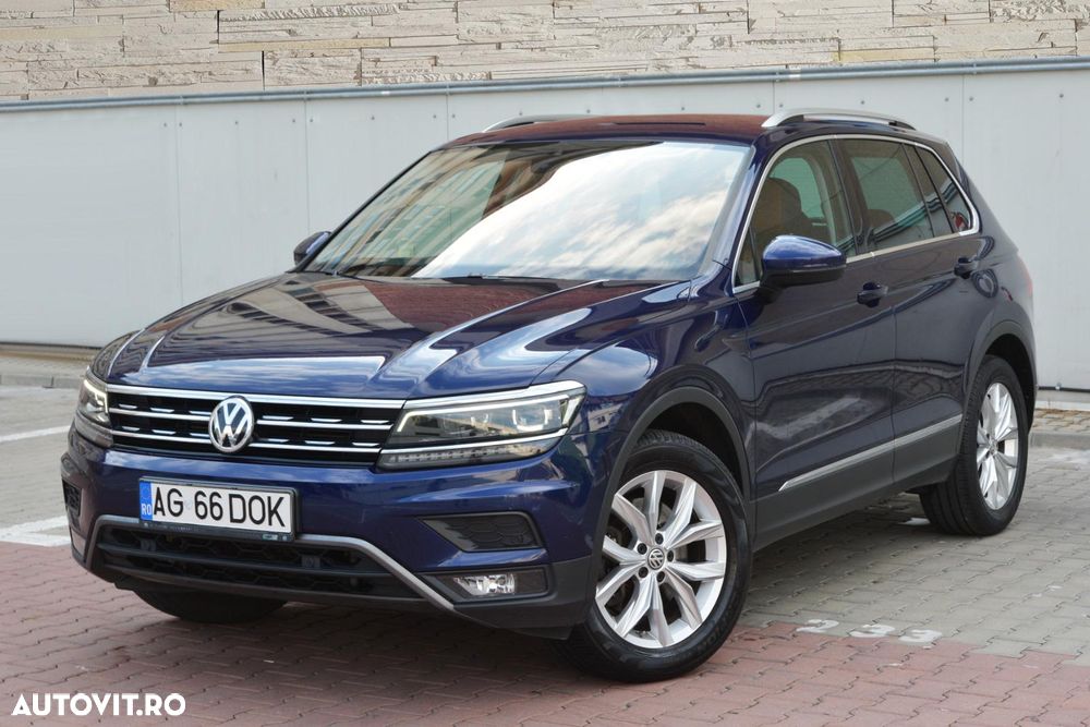 Volkswagen Tiguan - 1
