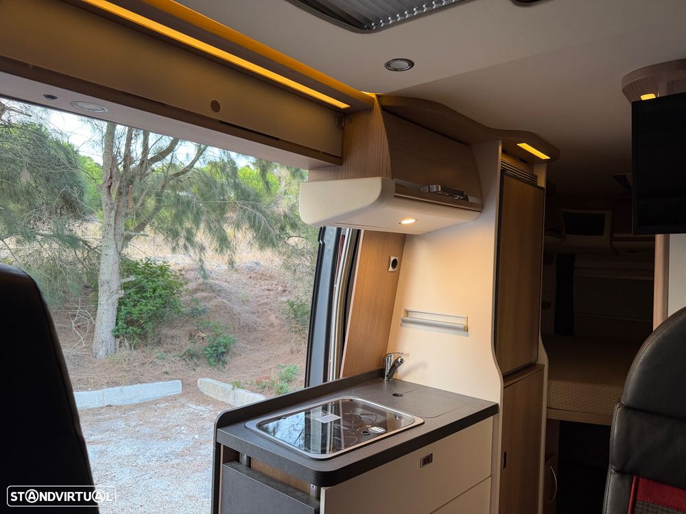 Carthago Malibu Van 600 DB Charming GT - 8