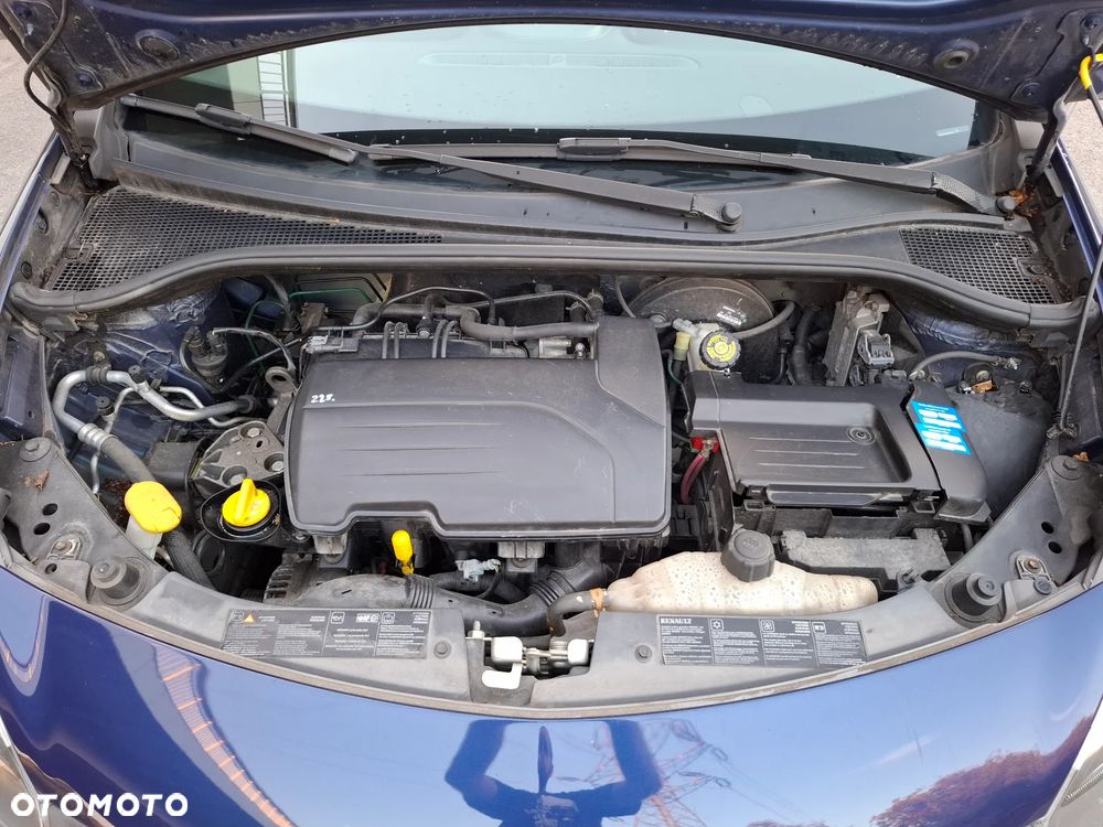 Renault Clio 1.2 16V Authentique - 17