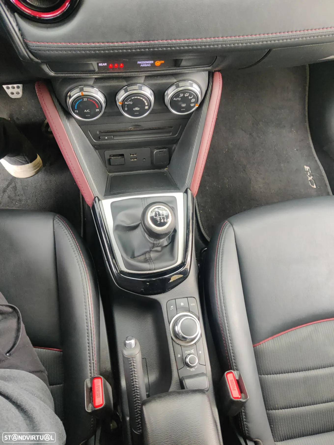Mazda CX-3 1.5 Sky.Excellence Navi - 32