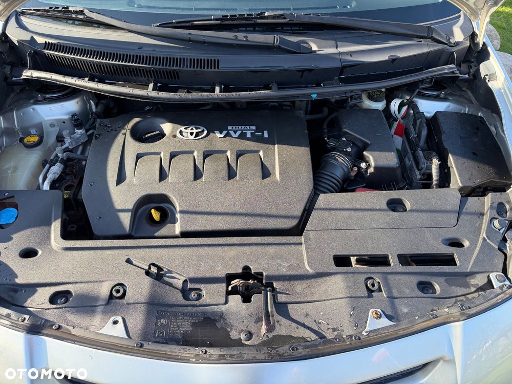 Toyota Auris 1.6 VVT-i Team - 13