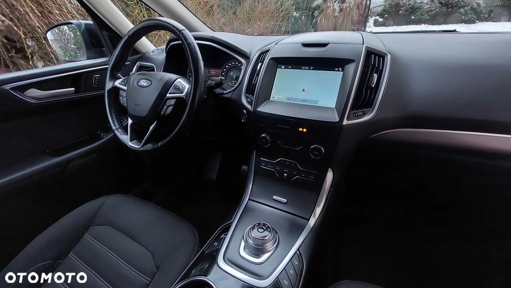 Ford Galaxy 2.0 EcoBlue Titanium - 21