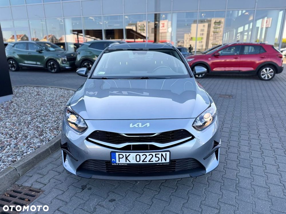 Kia Ceed 1.5 T-GDI M - 8