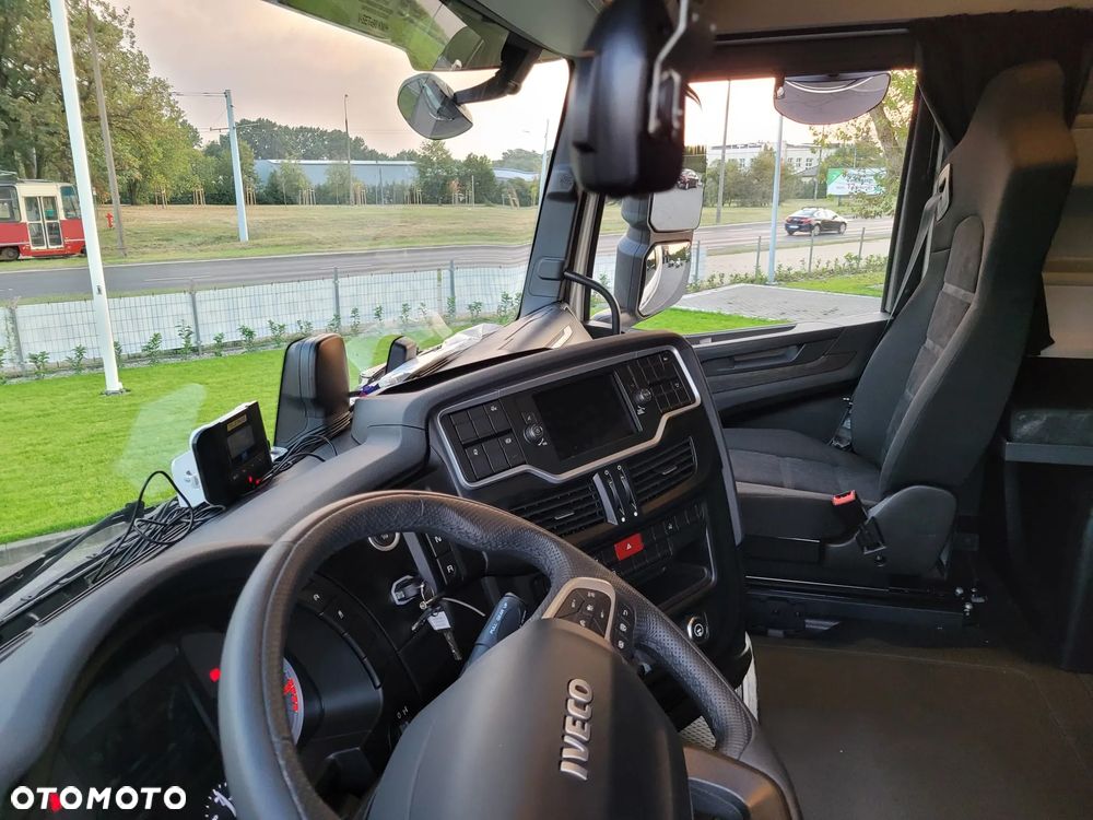 Iveco AS440ST/P - 5
