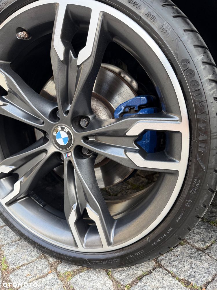 BMW Seria 5 M550i xDrive - 40