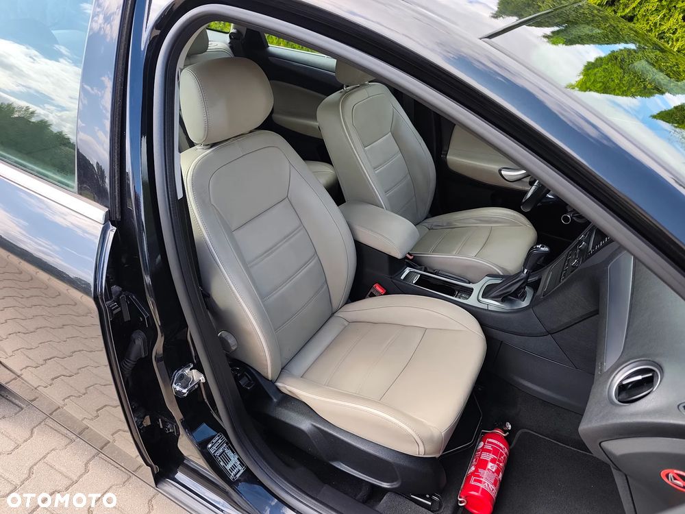 Ford Mondeo 2.0 TDCi Titanium - 25