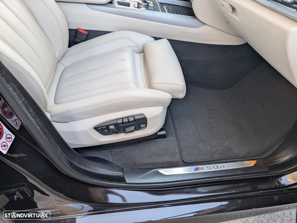 BMW X5 M50 d - 12